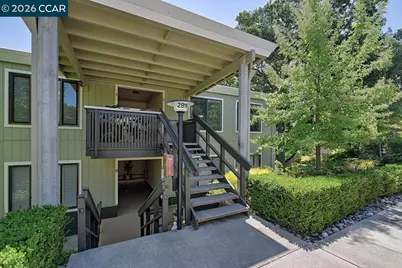 2916 Tice Creek #11, Walnut Creek, CA 94595 - Photo 2