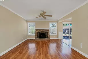 2123 Camelia Ct, Pittsburg, CA 94565 - Photo 16