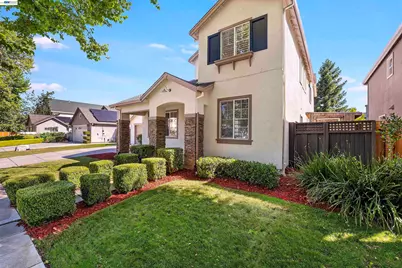 3009 Perry Ln, Tracy, CA 95377 - Photo 2