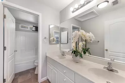 3009 Perry Ln, Tracy, CA 95377 - Photo 32