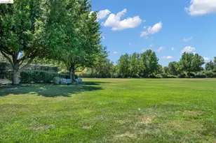 569 Apple Hill Dr, Brentwood, CA 94513 - Photo 54