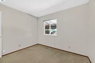 1289 Kimberly Dr, San Jose, CA 95118 - Photo 10