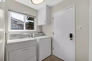 1289 Kimberly Dr, San Jose, CA 95118 - Photo 18