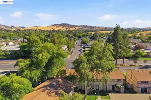 1526 Parkwood Pl, Concord, CA 94521 - Photo 40