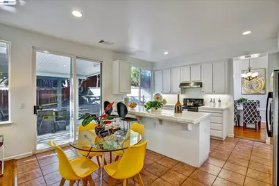 5124 Adriana Ct, Antioch, CA 94531 - Photo 16