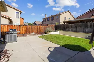 2324 Fortuna Ln, Tracy, CA 95377 - Photo 40
