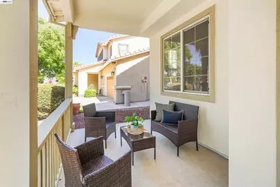 2324 Fortuna Ln, Tracy, CA 95377 - Photo 4