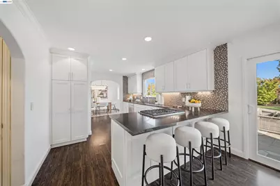 7420 Hansen Dr, Dublin, CA 94568 - Photo 16