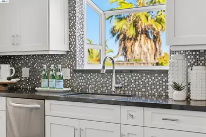 7420 Hansen Dr, Dublin, CA 94568 - Photo 14