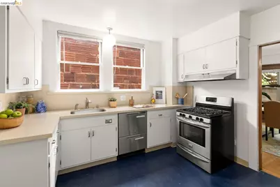 2633 Regent St, Berkeley, CA 94704 - Photo 52