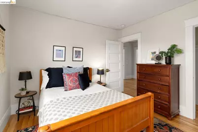 2633 Regent St, Berkeley, CA 94704 - Photo 24