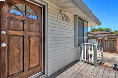 36863 Elm St, Newark, CA 94560 - Photo 4