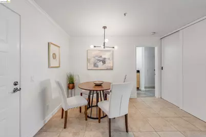 6400 Christie Ave #5319, Emeryville, CA 94608 - Photo 8