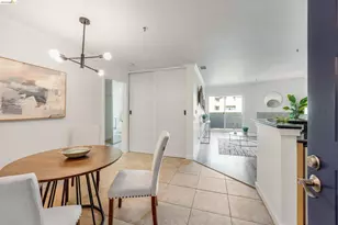 6400 Christie Ave, Emeryville, CA 94608 - Photo 2