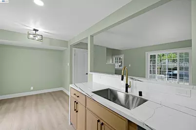 13556 Bancroft Ave #3, San Leandro, CA 94578 - Photo 14