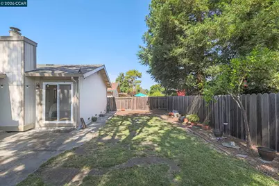 1431 Ridgewood Dr, Martinez, CA 94553 - Photo 32