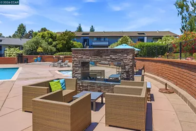 233 Masters Ct #4, Walnut Creek, CA 94598 - Photo 20