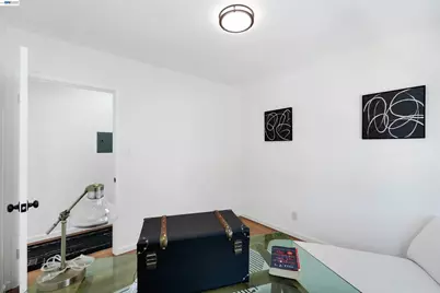 945 62nd St, Oakland, CA 94608 - Photo 30
