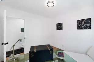 945 62nd St, Oakland, CA 94608 - Photo 30
