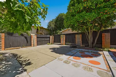 963 Devon Dr, Hayward, CA 94542 - Photo 34