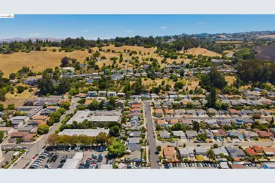 963 Devon Dr, Hayward, CA 94542 - Photo 42