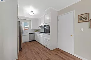 5266 Troy Ave, Fremont, CA 94536 - Photo 10