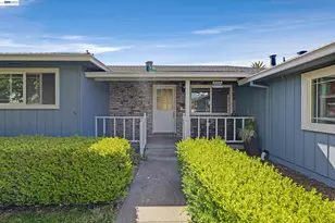 5266 Troy Ave, Fremont, CA 94536 - Photo 2