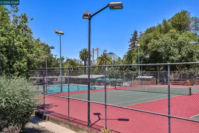 425 Bay St, Crockett, CA 94525 - Photo 48