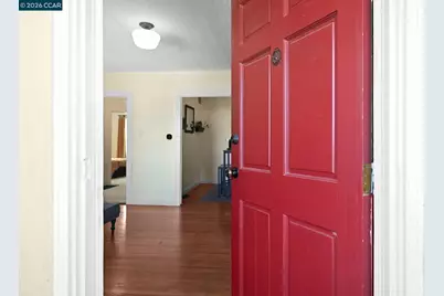 425 Bay St, Crockett, CA 94525 - Photo 4
