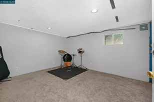 425 Bay St, Crockett, CA 94525 - Photo 30