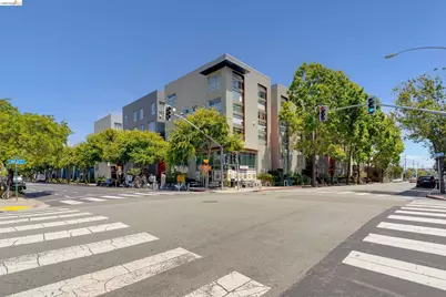 6466 Hollis St #334, Emeryville, CA 94608 - Photo 30