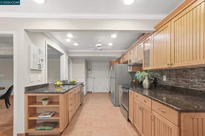 1304 Corte De Los Vecinos, Walnut Creek, CA 94598 - Photo 12