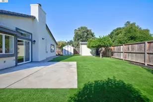 3343 Ticonderoga Pl, Fairfield, CA 94534 - Photo 8
