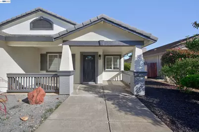 3343 Ticonderoga Pl, Fairfield, CA 94534 - Photo 2