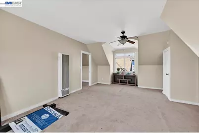 950 Loomis Ct, Oakland, CA 94606 - Photo 28