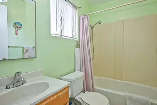 3914 Agua Vista St, Oakland, CA 94601 - Photo 44