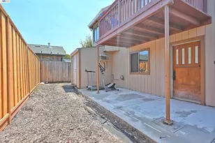3914 Agua Vista St, Oakland, CA 94601 - Photo 40