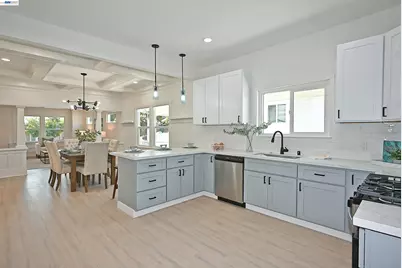3914 Agua Vista St, Oakland, CA 94601 - Photo 1