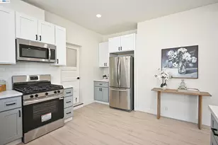 3914 Agua Vista St, Oakland, CA 94601 - Photo 16