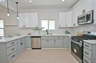 3914 Agua Vista St, Oakland, CA 94601 - Photo 14