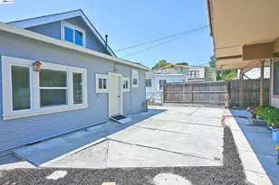 3914 Agua Vista St, Oakland, CA 94601 - Photo 32