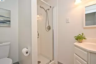 3914 Agua Vista St, Oakland, CA 94601 - Photo 28