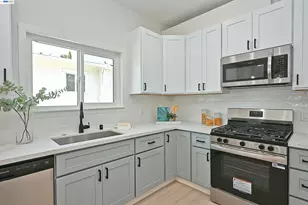 3914 Agua Vista St, Oakland, CA 94601 - Photo 16