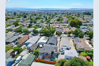 3914 Agua Vista St, Oakland, CA 94601 - Photo 58