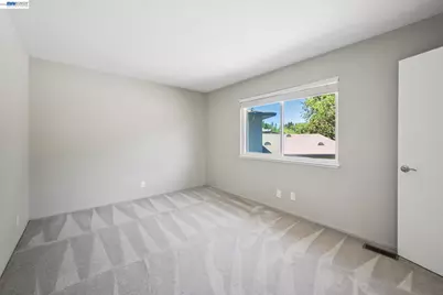 2122 Arroyo Ct #2, Pleasanton, CA 94588 - Photo 10