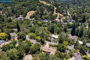 19 Valley Dr, Orinda, CA 94563 - Photo 52