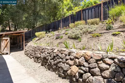 19 Valley Dr, Orinda, CA 94563 - Photo 48