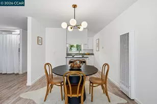 2115 Central, Alameda, CA 94501 - Photo 14