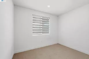 1744 Marino Way, Manteca, CA 95337 - Photo 16