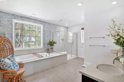 1461 Montclair St, Vallejo, CA 94592 - Photo 40